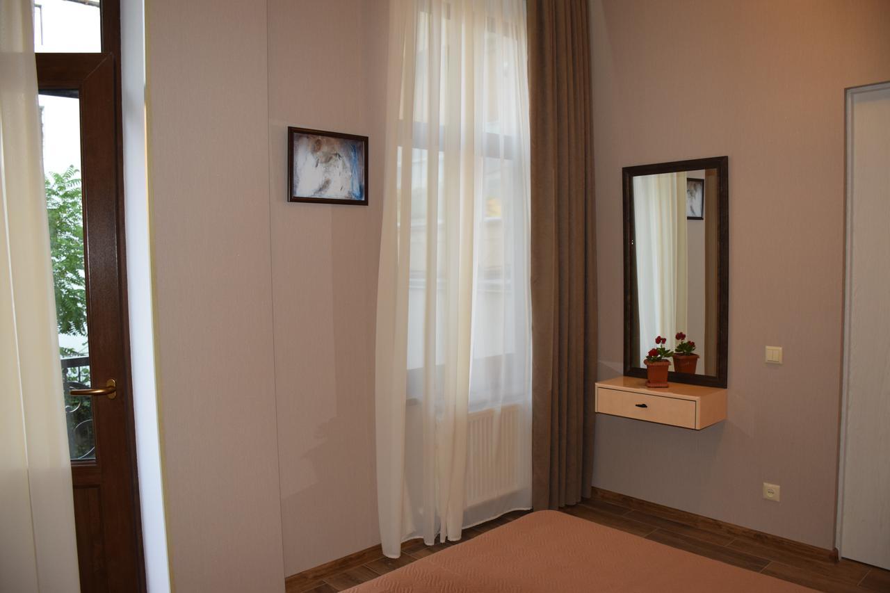 Tbilisi Modern Apartment on Rustaveli avenue Esterno foto
