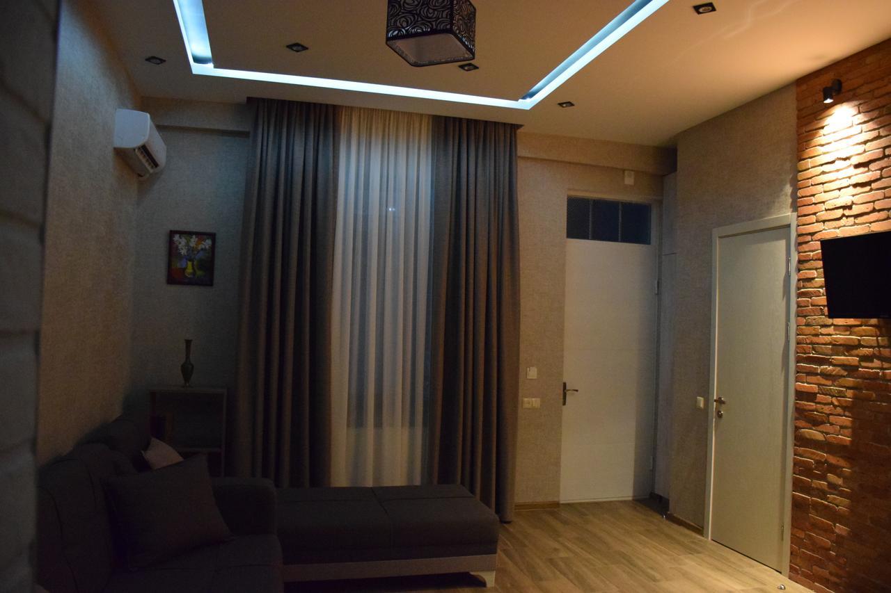 Tbilisi Modern Apartment on Rustaveli avenue Esterno foto
